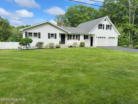 59 Mountainview Terrace, North Greenbush, NY 12144