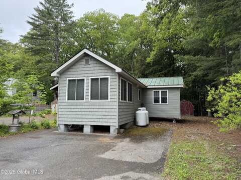 147 Lakeview Avenue, Northampton, NY 12117