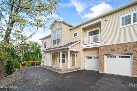 605 Vly Pointe Drive, Niskayuna, NY 12309