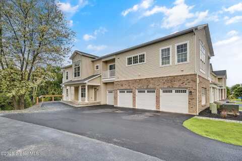 601 Vly Pointe Drive, Niskayuna, NY 12309
