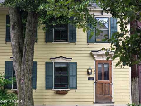 304 Green Street, Schenectady, NY 12305