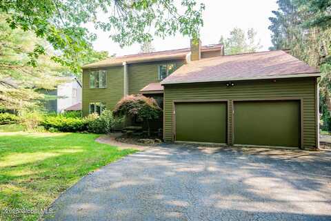 13 Robinwood Drive, Clifton Park, NY 12065