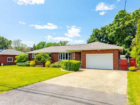 61 Ahl Avenue, Colonie, NY 12205