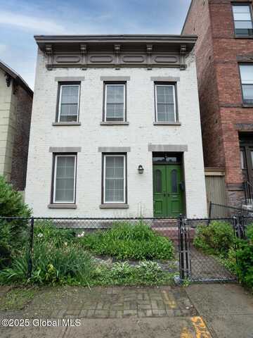 409 3rd Street, Troy, NY 12180