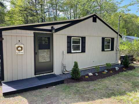 1469 S Shore Road, Hadley, NY 12835