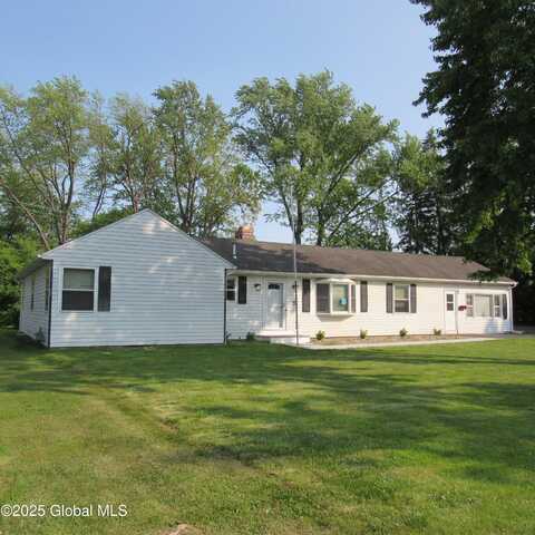 5 Sunset Drive, Colonie, NY 12110