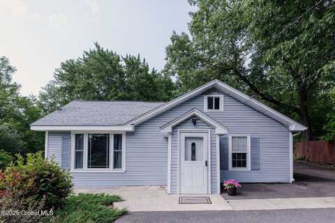 181 Elliot Road, East Greenbush, NY 12061