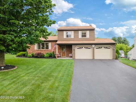 34 Meadowbrook Road, Colonie, NY 12189