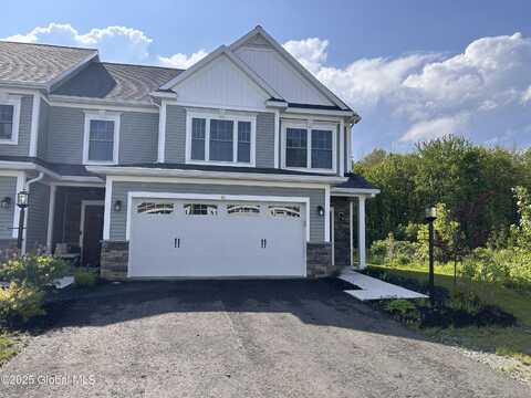 41 Hillard Lane, Colonie, NY 12110