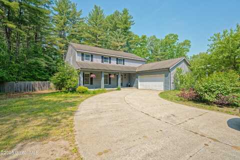 10 Sugar Pine Road, Queensbury, NY 12804