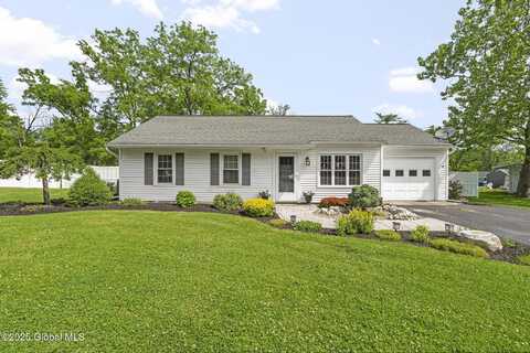 11 Thatcher Drive, Altamont, NY 12009