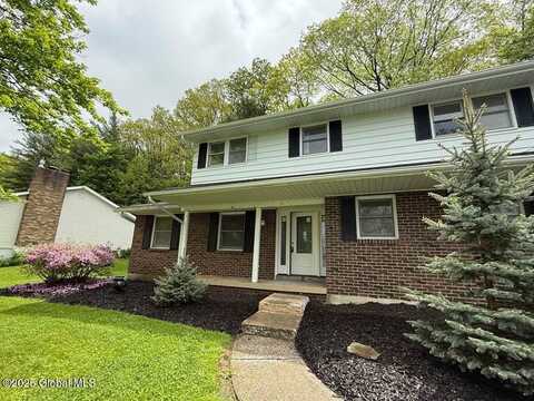 804 Rosewood Terrace, Endicott, NY 13760