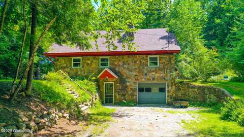 155 Bowen Hill Road, Thurman, NY 12885