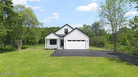 706 Swaggertown Road, Charlton, NY 12302