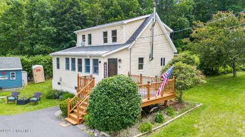 22 Whitney Drive, Nassau, NY 12018