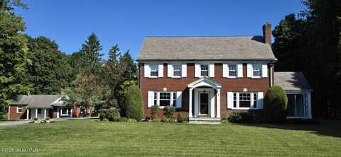 10 Richmond Avenue, Hoosick Falls, NY 12090