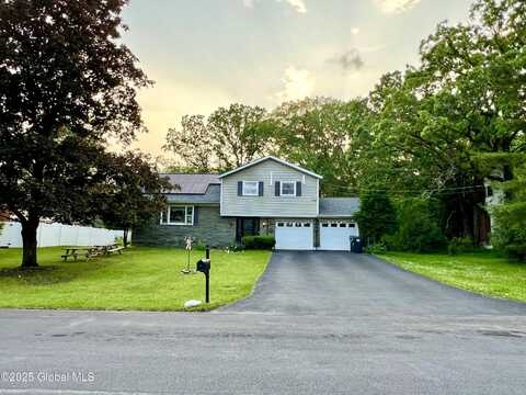 3 Wildwood Avenue, Glenville, NY 12302