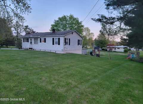 34 Hakes Road, Brunswick, NY 12180