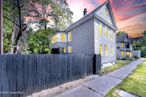 889 Yorkston Street, Schenectady, NY 12303
