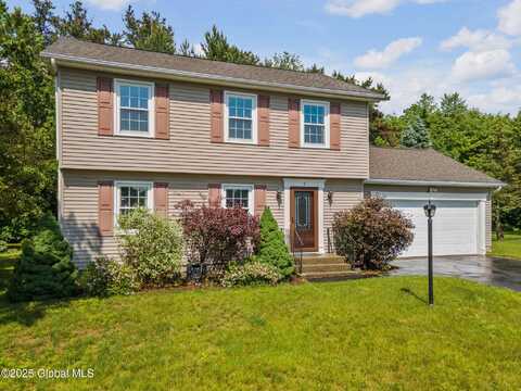 3 Oaks Court, Albany, NY 12203