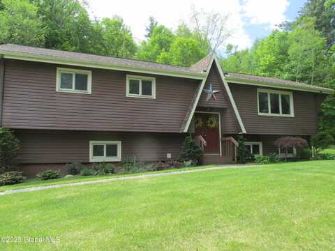 499 Tamarack Road, Out-of State, MA 99999