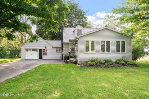 106 Ashdown Road, Clifton Park, NY 12019