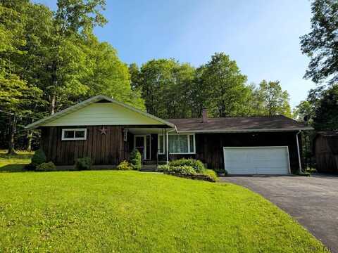 1827 Saylor School Road, Boswell, PA 15531