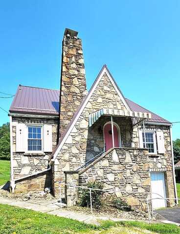 315 Ragers Hill Road, South Fork, PA 15956