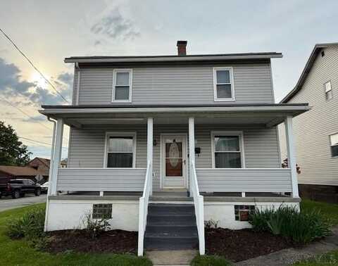 201 7th Street, Windber, PA 15963