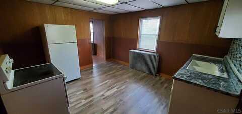 530 NAYLOR RD, Johnstown, PA 15906