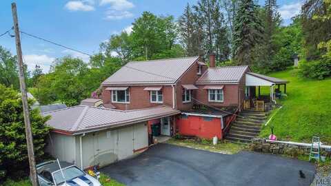 433 Pike Road, Johnstown, PA 15909