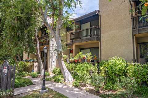 21901 Burbank Boulevard, Woodland Hills, CA 91367
