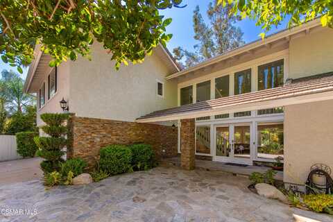 1253 Willsbrook Court, Westlake Village, CA 91361
