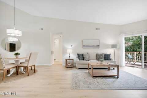 5744 Oak Bend Lane, Oak Park, CA 91377