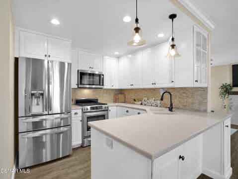 1938 Stow Street, Simi Valley, CA 93063
