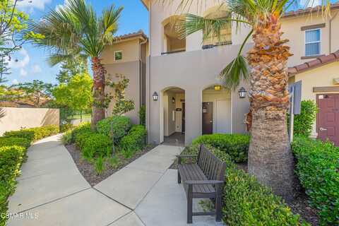 453 Country Club Drive, Simi Valley, CA 93065