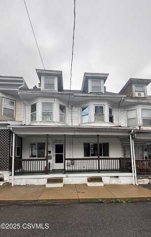 1211 W MULBERRY Street, Coal Township, PA 17866