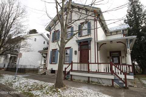 533 MARKET Street, Mifflinburg, PA 17844