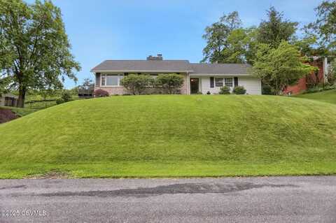 217 HILLTOP Road, Lewisburg, PA 17837
