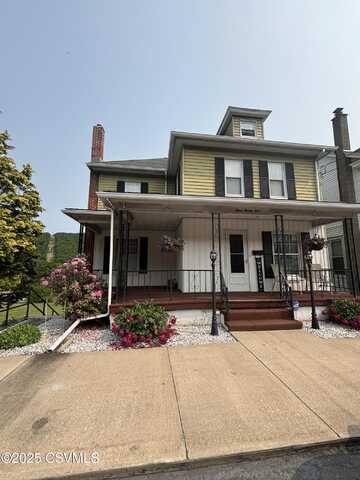 321 E SHAMOKIN Street, Trevorton, PA 17881