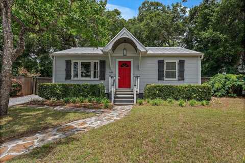 686 Adluh Street, Mount Pleasant, SC 29464