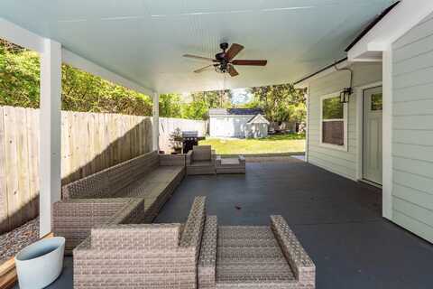 8562 N Highway 17, Mc Clellanville, SC 29458
