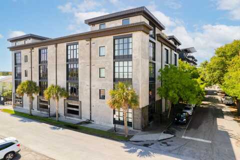 1 Cool Blow Street, Charleston, SC 29403