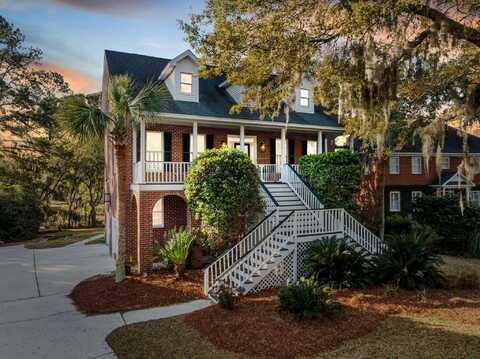 669 Palisades Drive, Mount Pleasant, SC 29464