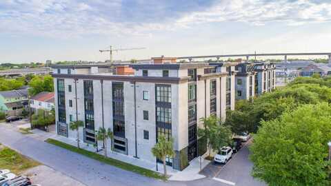 1 Cool Blow Street, Charleston, SC 29403