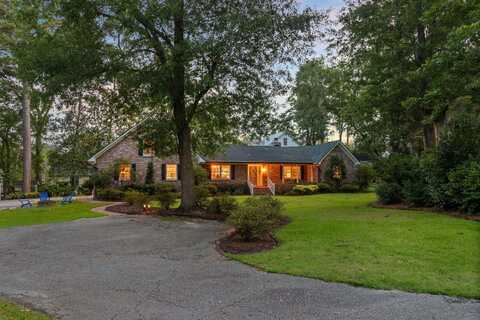 110 W 2nd South Street, Summerville, SC 29483