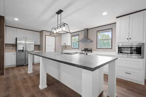 108 Swanson Drive, Summerville, SC 29483
