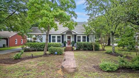 647 Ellis Street, Mount Pleasant, SC 29464
