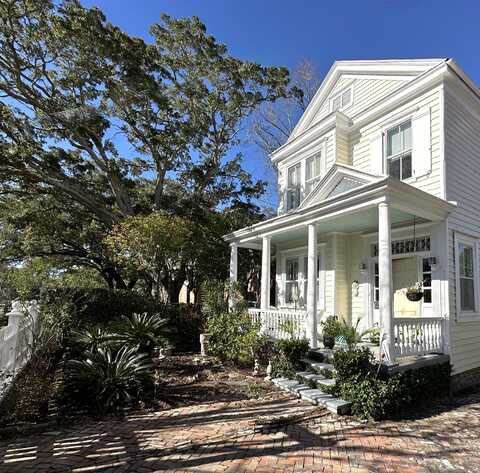 8 John Street, Charleston, SC 29403