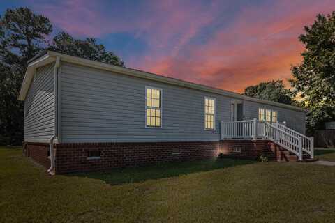 513 Pauline Drive, Bonneau, SC 29431